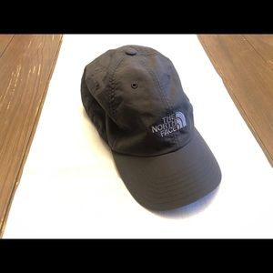 The North Face "Horizon" Hat